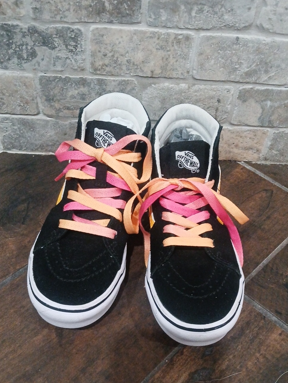 Vans Size 13.5 Girls Black High-Top Sneakers with Pink & Orange Ombre Laces